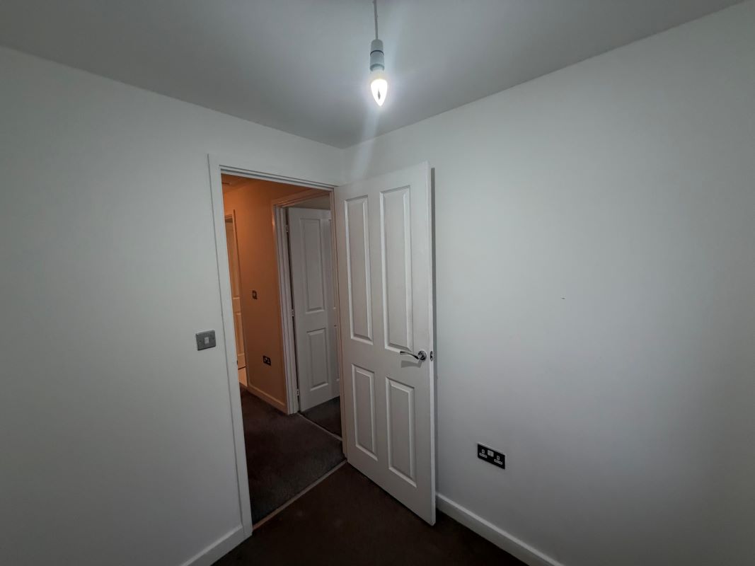 6 Kendale Grove, Nottingham, NG3 3BA