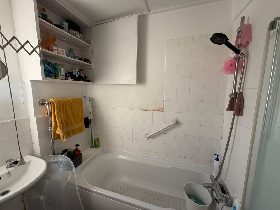 Mansfield Court, 36 Mansfield Road, Nottingham, Nottinghamshire, NG5 2BW