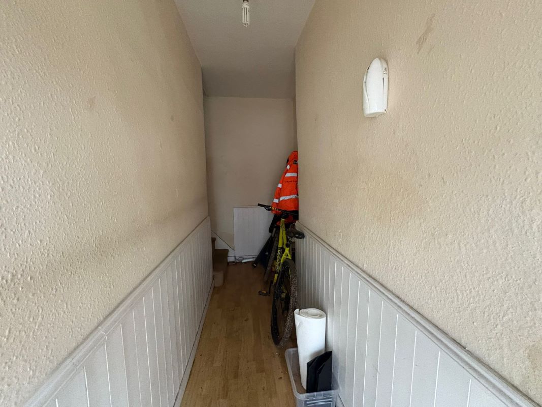 106/106A Burton Road & 1 Willow Road, Carlton, Nottingham, NG4 3BG