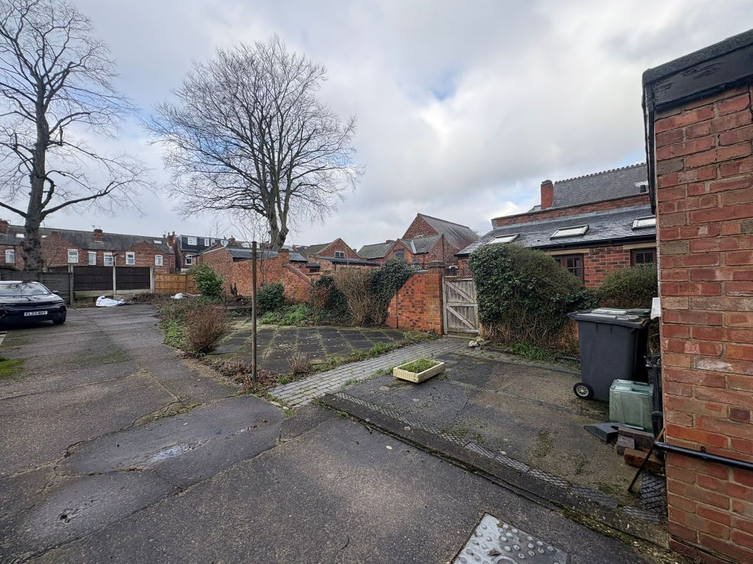 77 Church Drive, Daybrook, Nottingham, NG5 6LD