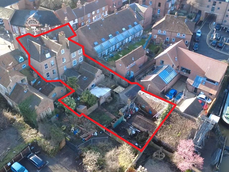 64, 66, 68 (A,B,C) Castle Gate, Newark, Nottinghamshire, NG24 1BG