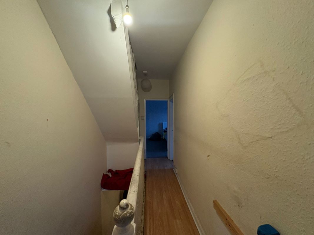 106/106A Burton Road & 1 Willow Road, Carlton, Nottingham, NG4 3BG