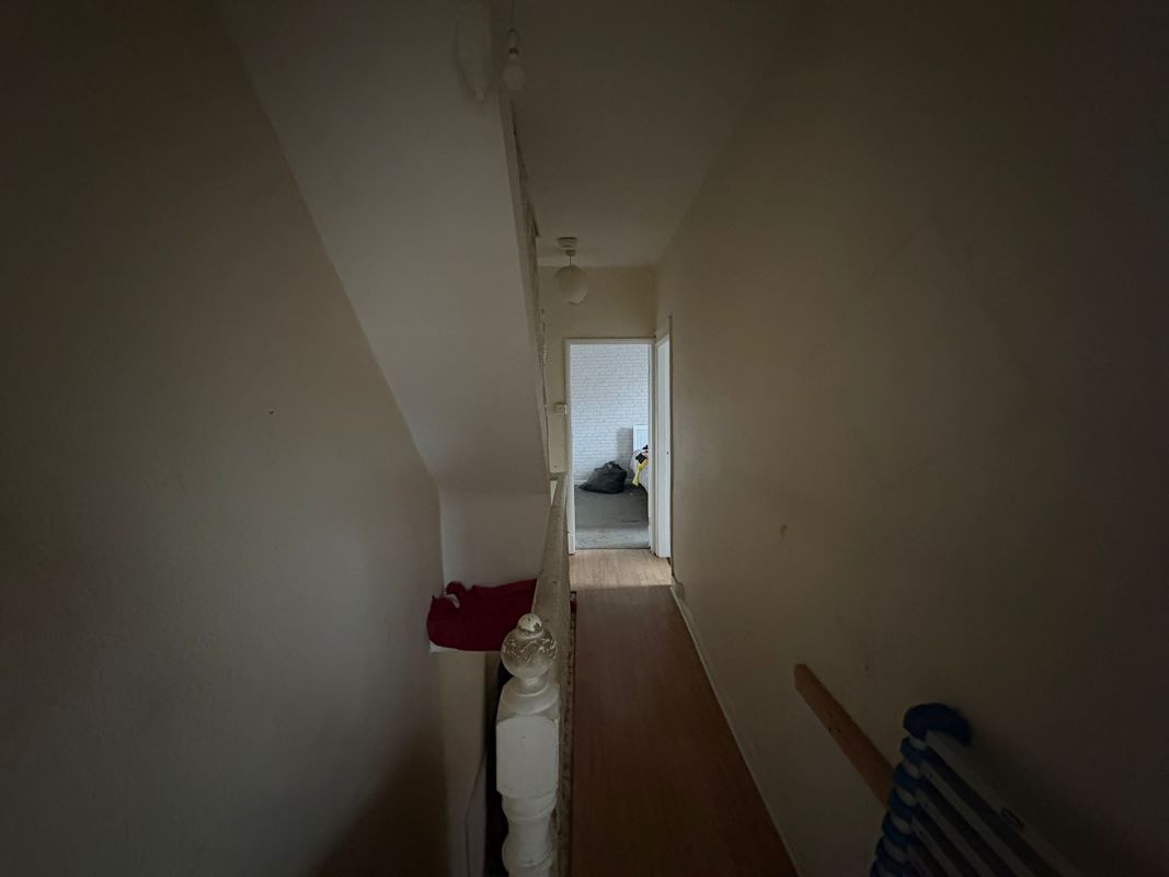 106/106A Burton Road & 1 Willow Road, Carlton, Nottingham, NG4 3BG