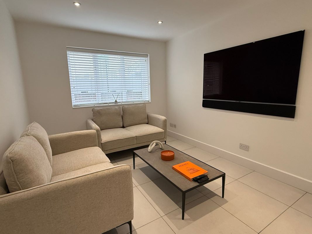 Flat 4, Kings Court, 26 Bridge Street, Birmingham, B1 2JR