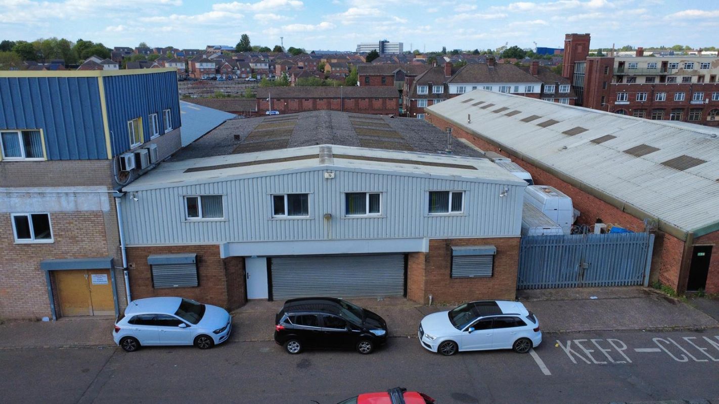 15A Buttress Way, Smethwick, West Midlands, B66 3DL