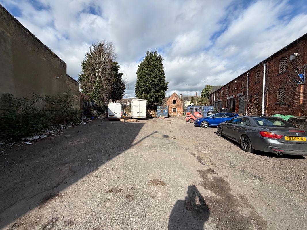 138 Derby Street, Burton upon Trent, Staffordshire, DE14 2LF