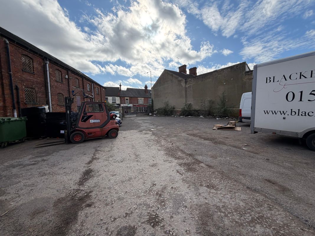 138 Derby Street, Burton upon Trent, Staffordshire, DE14 2LF