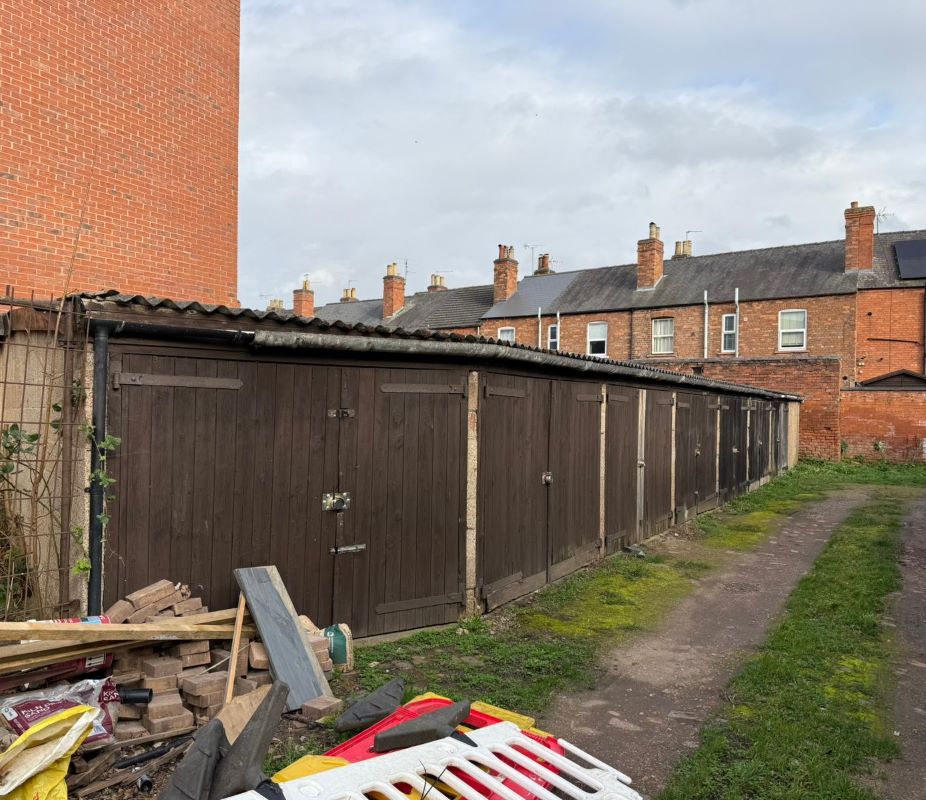 Vernon Street Garage, Vernon Street, Newark, Nottinghamshire, NG24 1PW