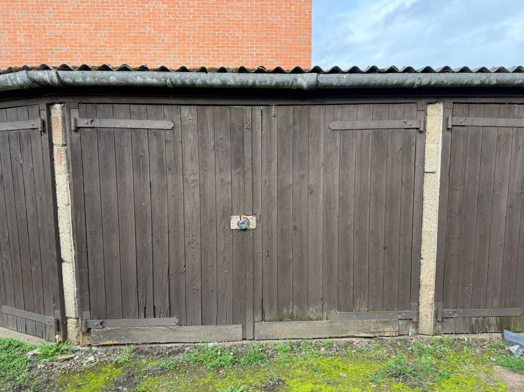 Vernon Street Garage, Vernon Street, Newark, Nottinghamshire, NG24 1PW