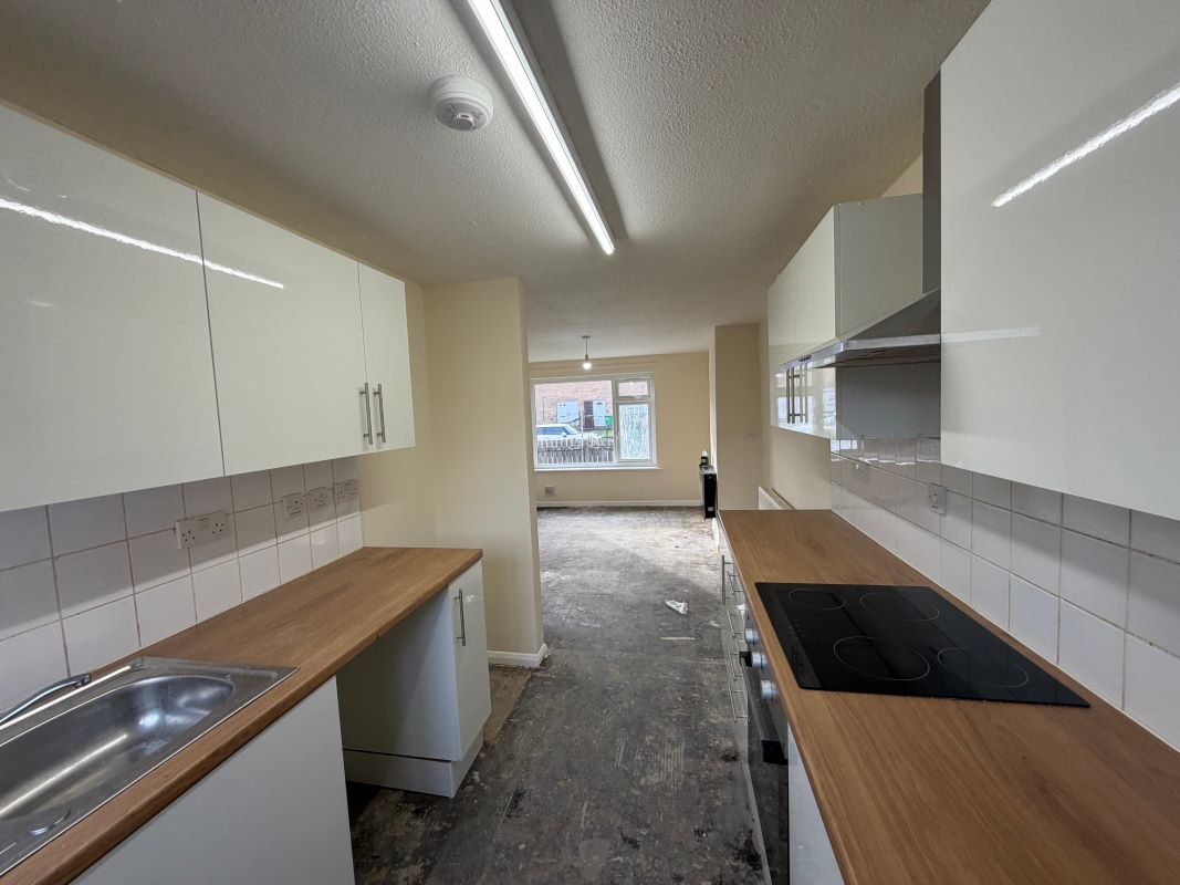 56 Spindle Gardens, Nottingham, NG6 7DG