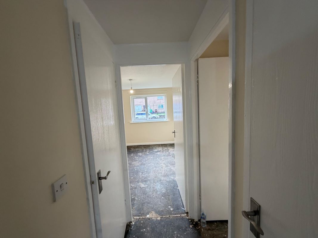 56 Spindle Gardens, Nottingham, NG6 7DG