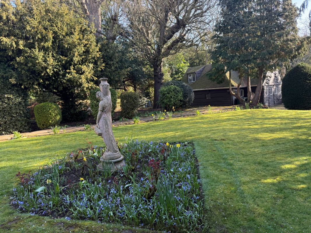 Four Trees, 149 Tollerton Lane, Tollerton, Nottingham, NG12 4FT