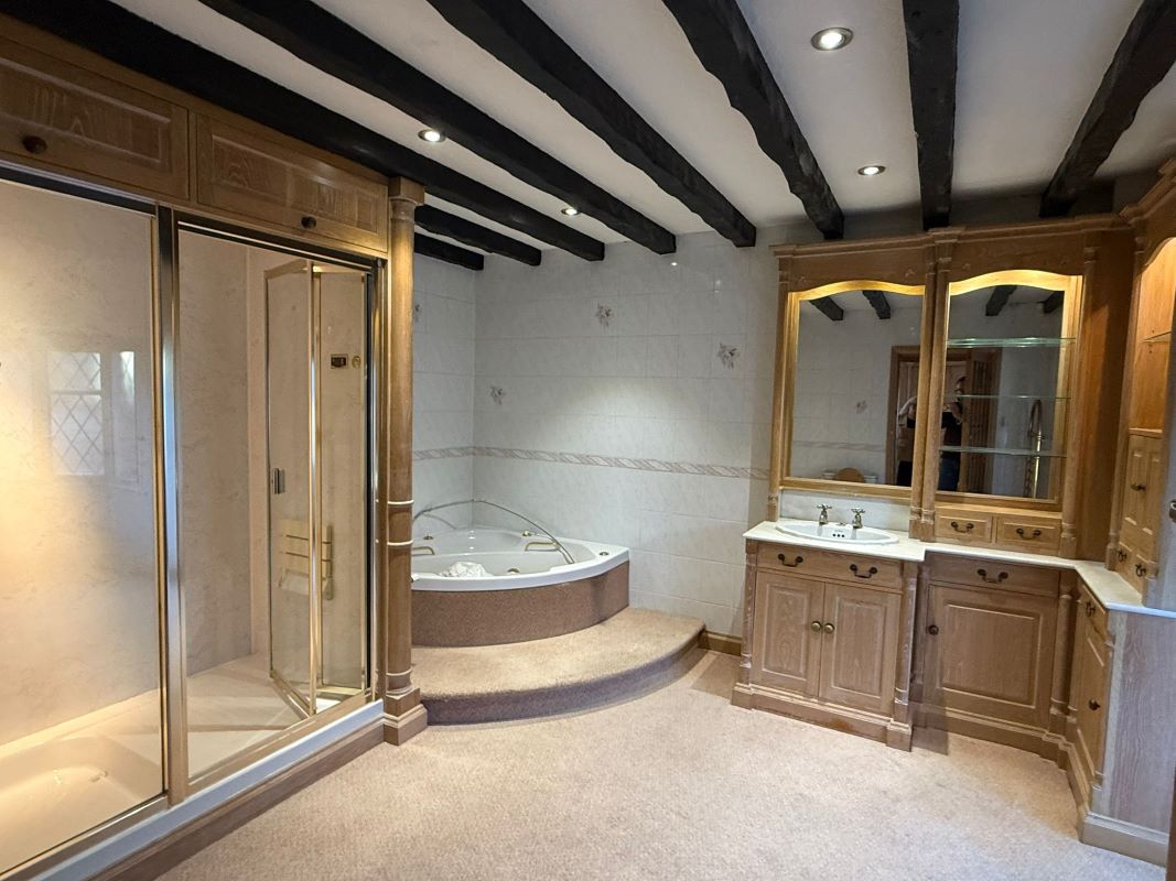 Four Trees, 149 Tollerton Lane, Tollerton, Nottingham, NG12 4FT