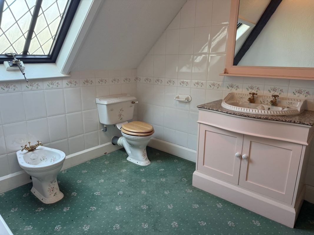 Four Trees, 149 Tollerton Lane, Tollerton, Nottingham, NG12 4FT