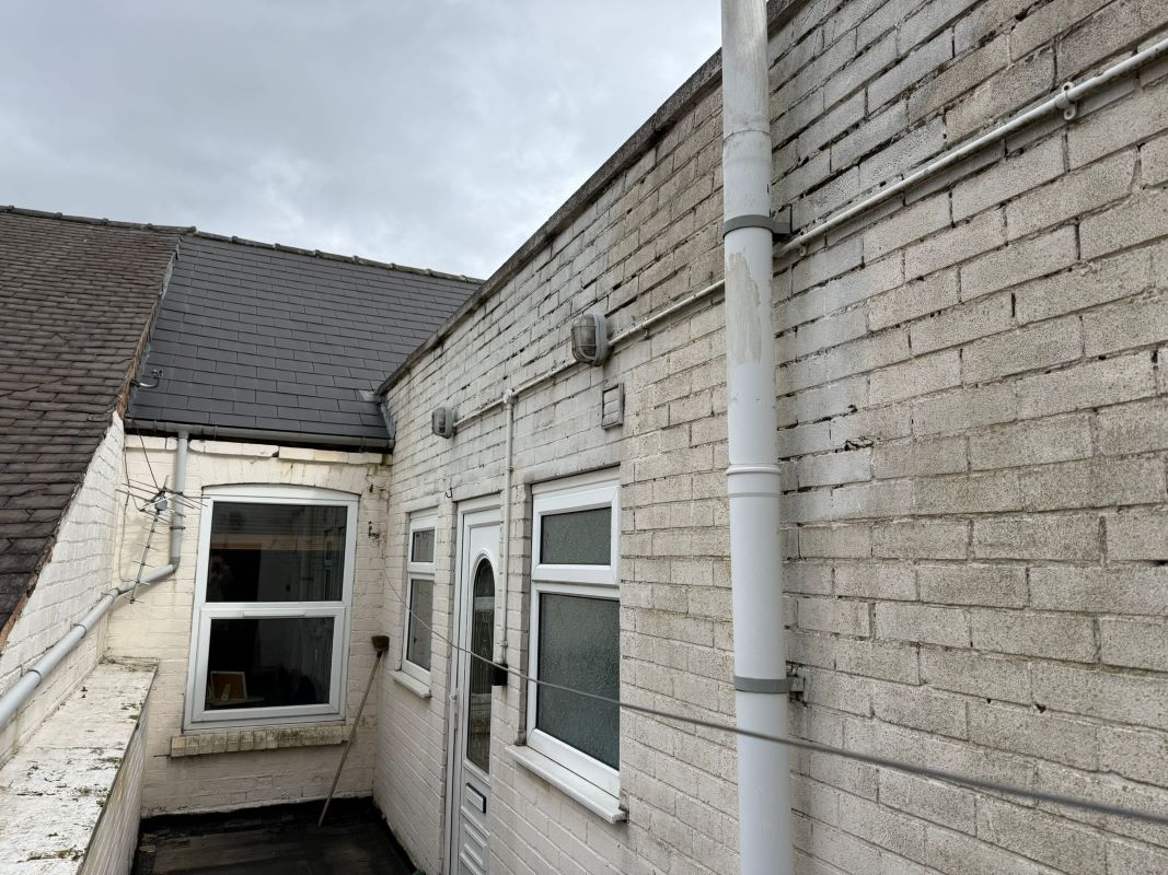 58 & 58A Victoria Road, Netherfield, Nottingham, NG4 2HG