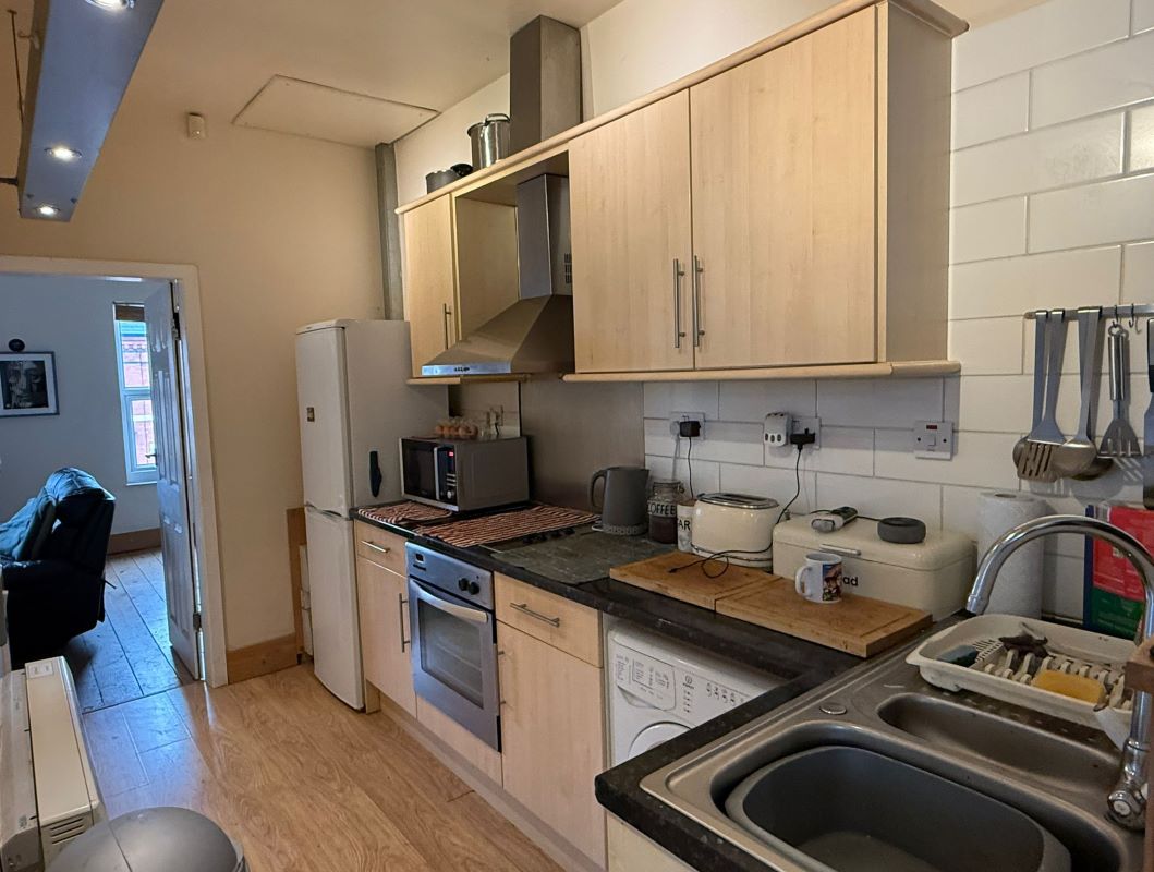 58 & 58A Victoria Road, Netherfield, Nottingham, NG4 2HG