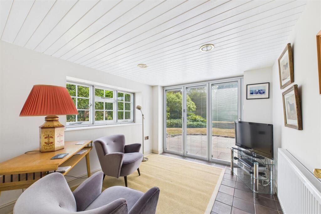 Old Bothie, Broadgate Lane, Kelham, Newark, Notts, NG23 5RZ