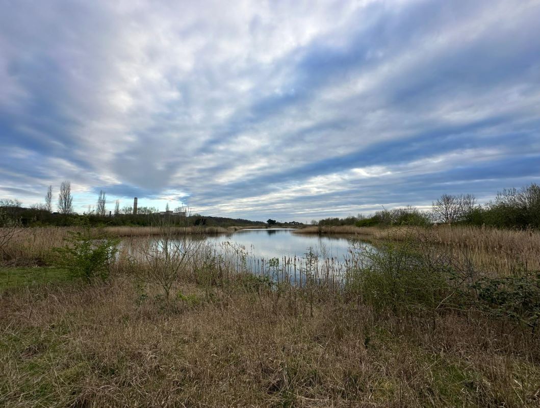 Lake and Land off Trent Lane, Long Eaton, Derbyshire, NG10 2FZ