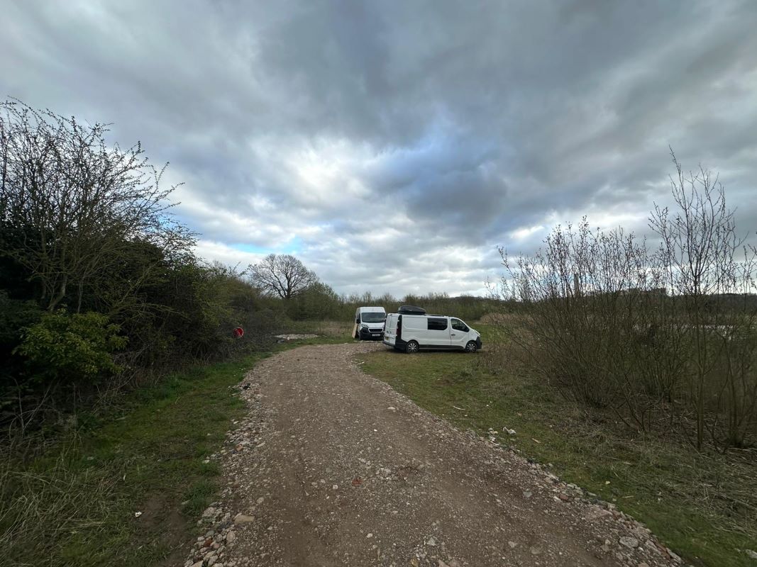 Lake and Land off Trent Lane, Long Eaton, Derbyshire, NG10 2FZ