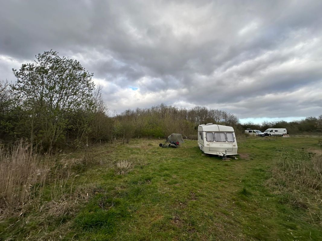 Lake and Land off Trent Lane, Long Eaton, Derbyshire, NG10 2FZ