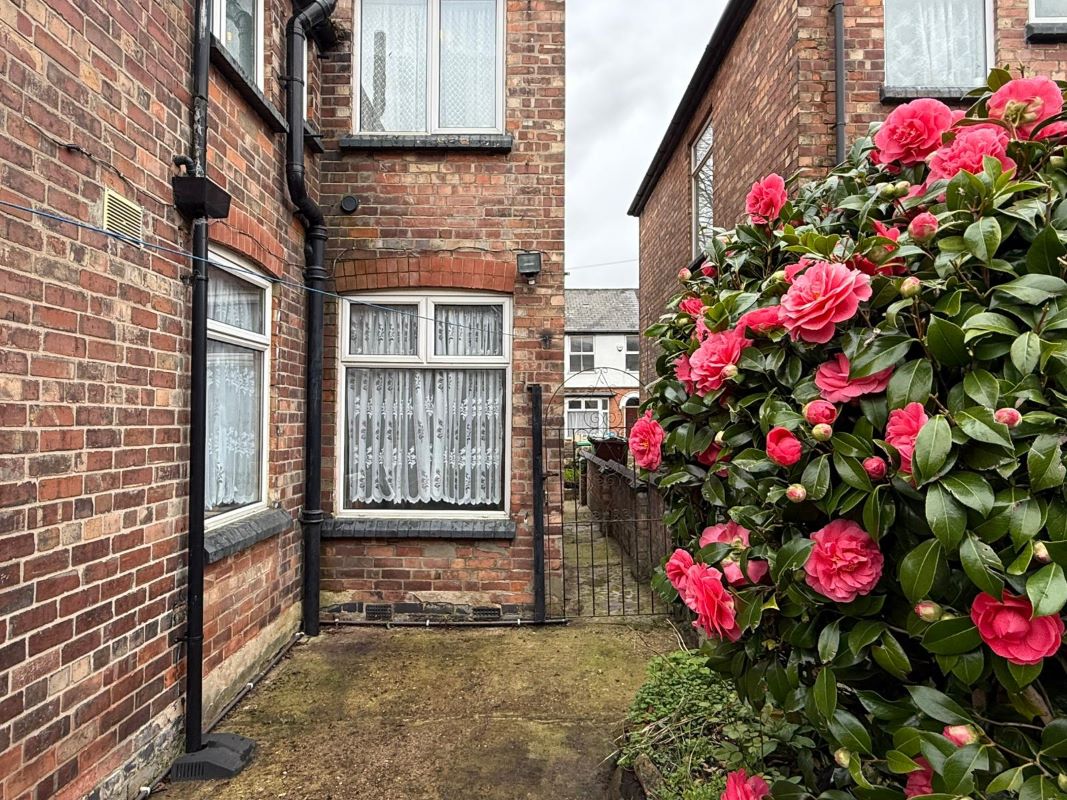 177 Harrington Drive, Lenton, Nottingham, NG7 1JJ