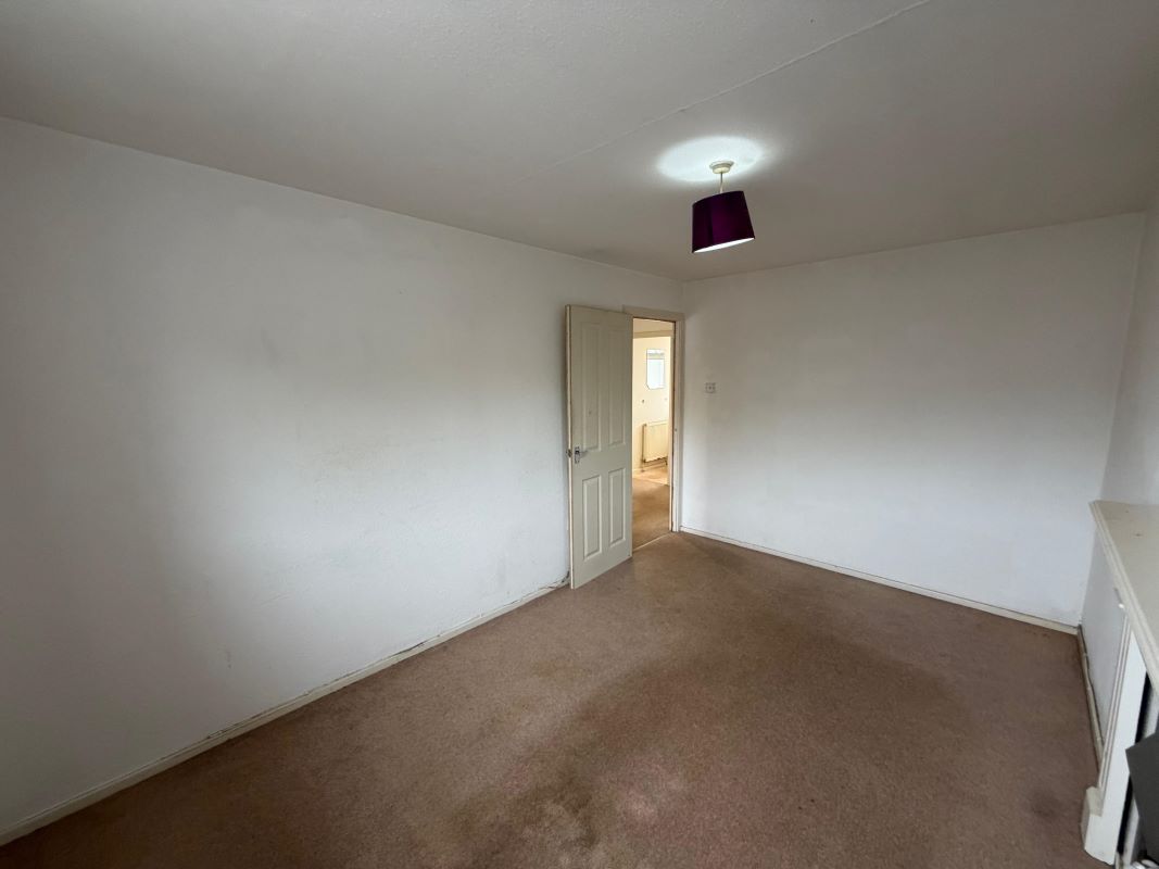 65 Bramble Drive, Nottingham, NG3 6NL