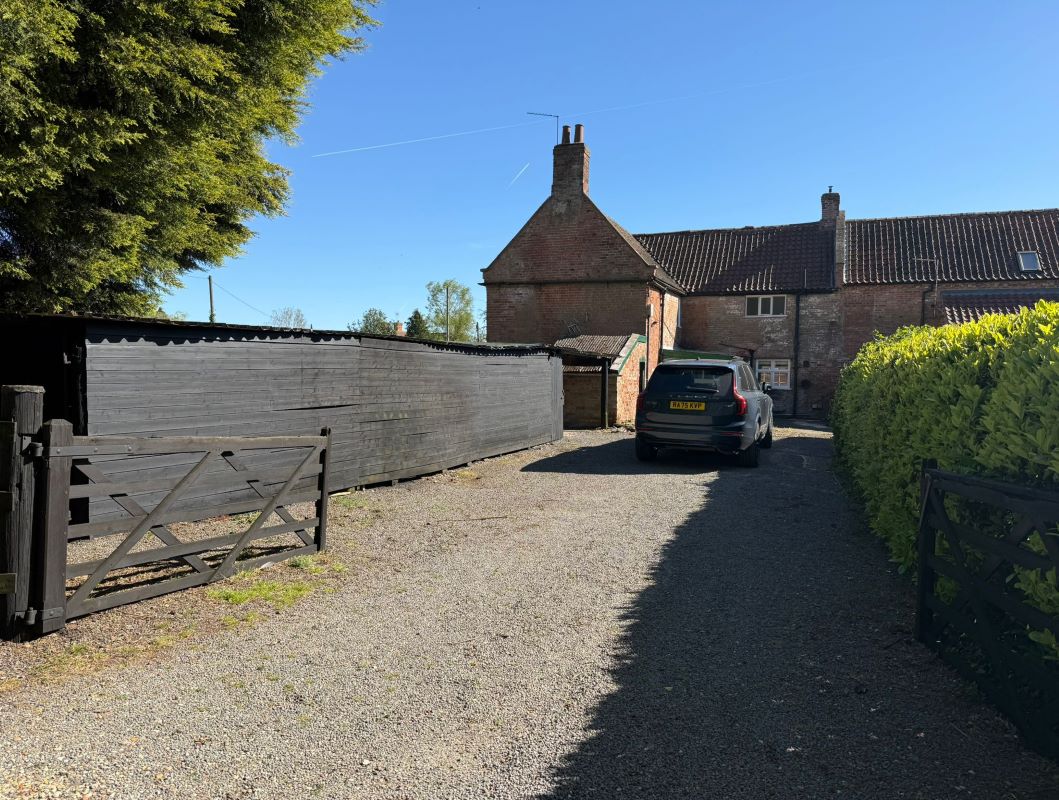 Park Lidgett Farm Cottage, Ossington, Newark, NG23 6NW