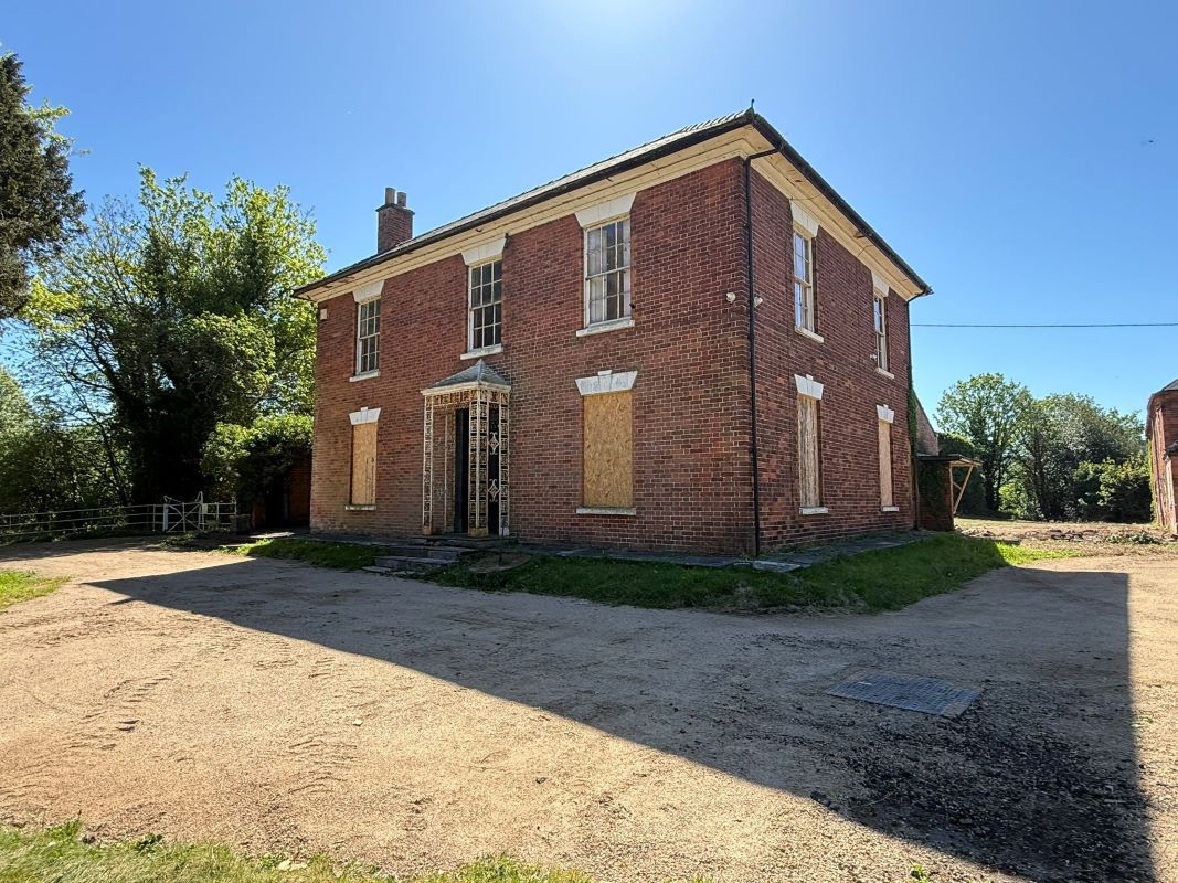 Hemington House, Tamworth Road, Shardlow, Derbyshire, DE72 2HP