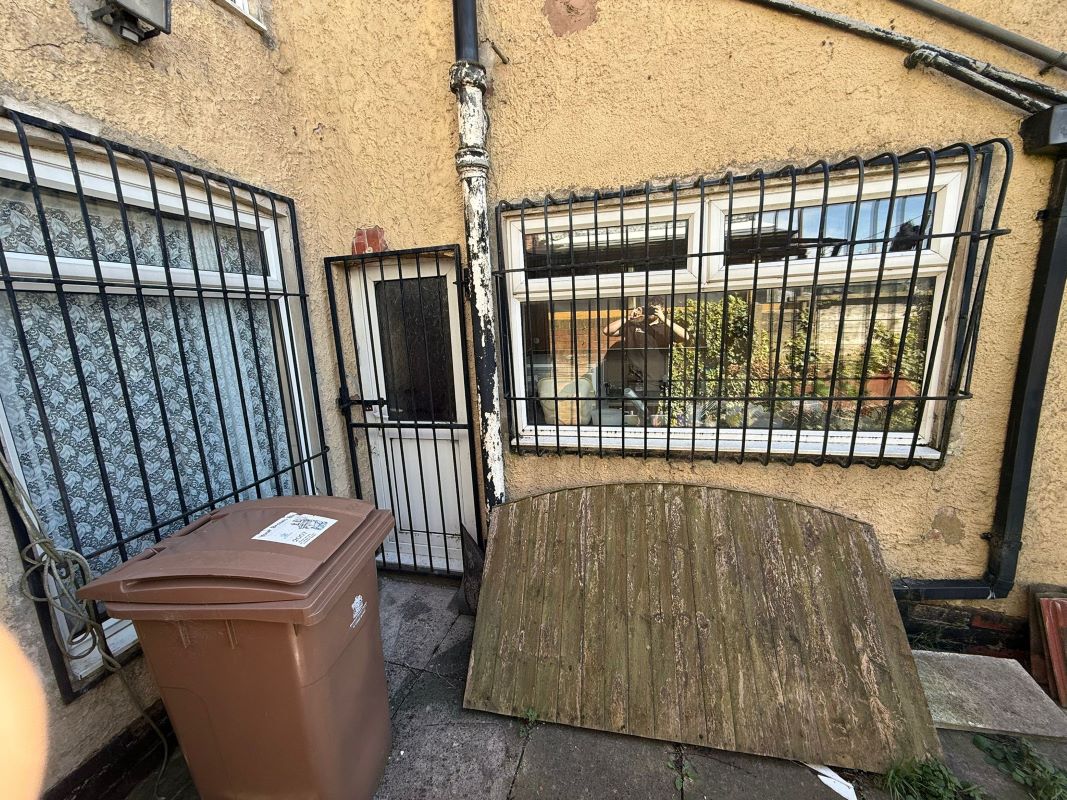 18 Bagshaw Street, Pleasley, Mansfield, Nottinghamshire, NG19 7SD
