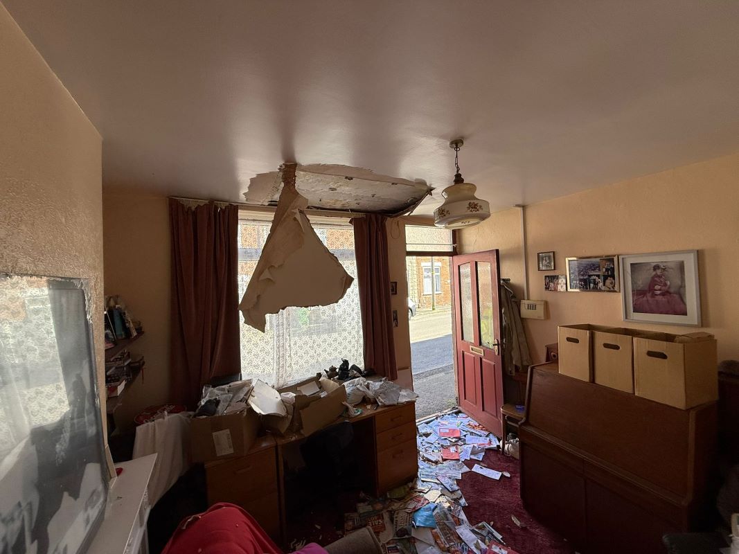 18 Bagshaw Street, Pleasley, Mansfield, Nottinghamshire, NG19 7SD