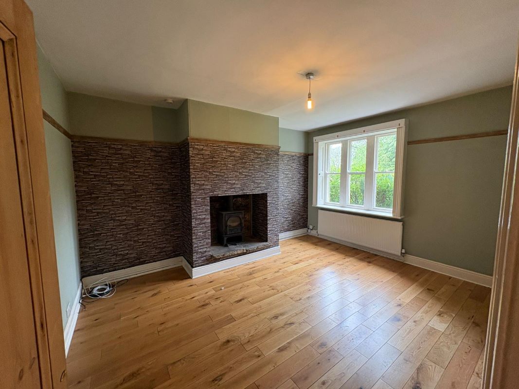 18 Tivy Dale, Cawthorne, Barnsley, South Yorkshire, S75 4EH