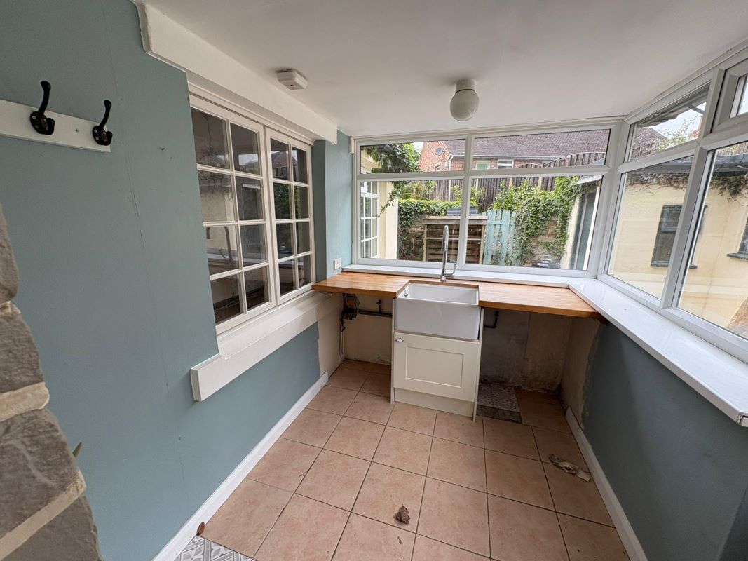 South Lodge The Park, Cawthorne, Barnsley, South Yorkshire, S75 4EL