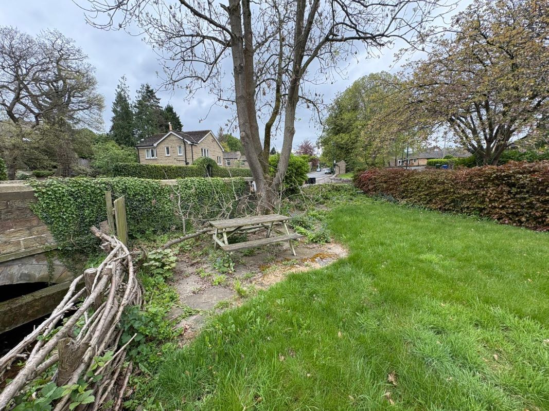 South Lodge The Park, Cawthorne, Barnsley, South Yorkshire, S75 4EL