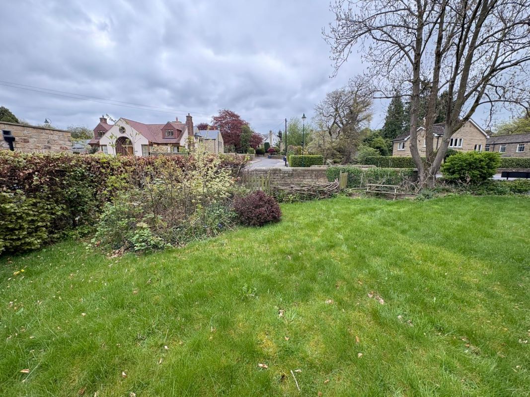 South Lodge The Park, Cawthorne, Barnsley, South Yorkshire, S75 4EL