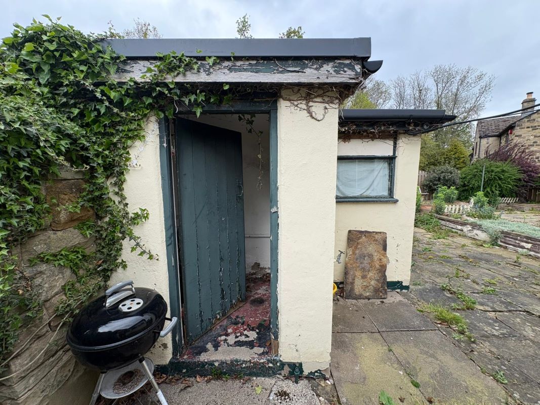 South Lodge The Park, Cawthorne, Barnsley, South Yorkshire, S75 4EL