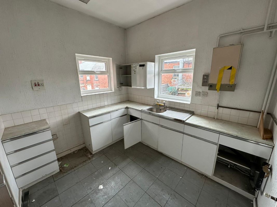 6-8 Commercial Road, Bulwell, Nottingham, NG6 8HA