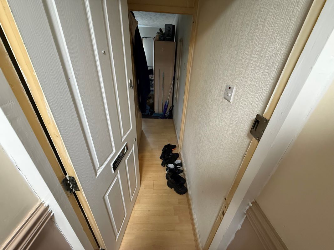 36 Tavistock Court, Nottingham, NG5 2EH
