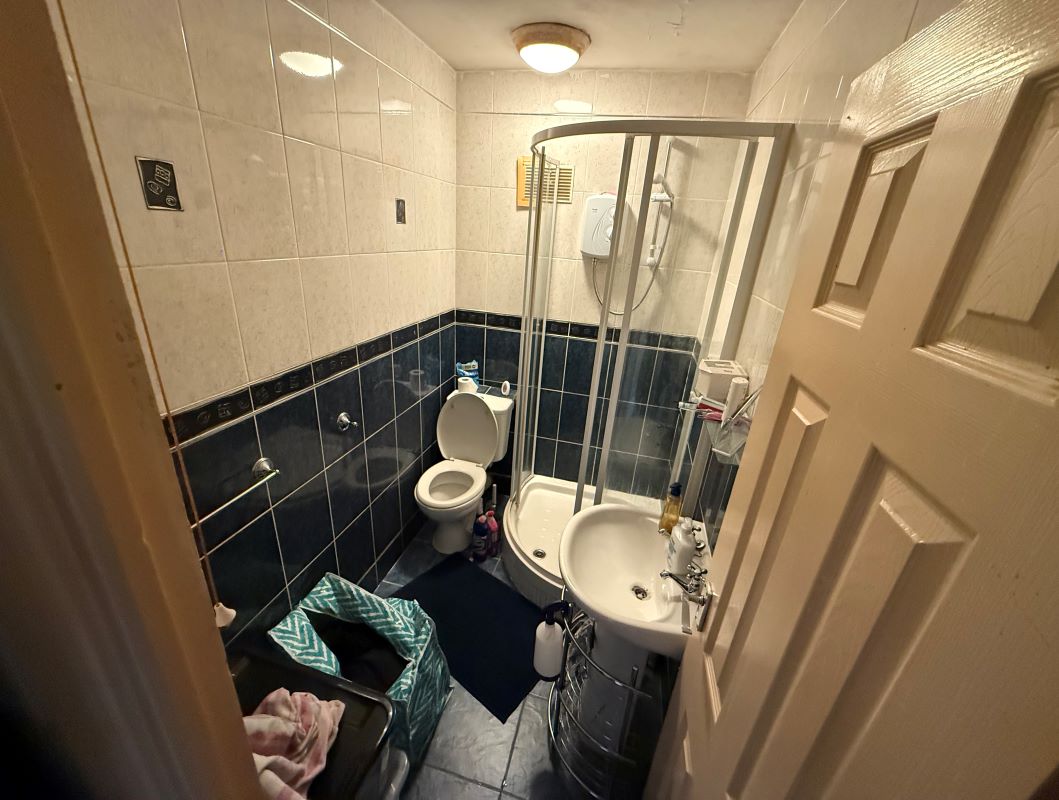 36 Tavistock Court, Nottingham, NG5 2EH