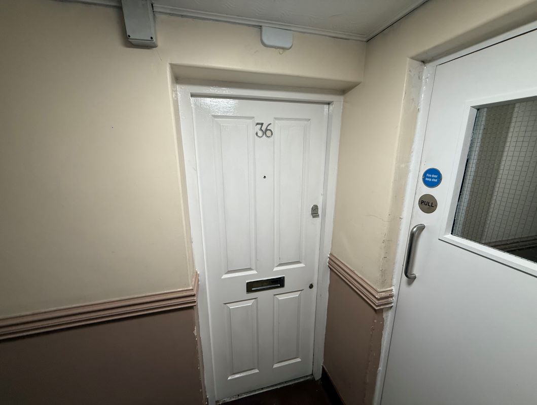 36 Tavistock Court, Nottingham, NG5 2EH