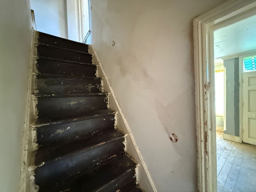 11A Albany Road, Nottingham, NG7 7LX