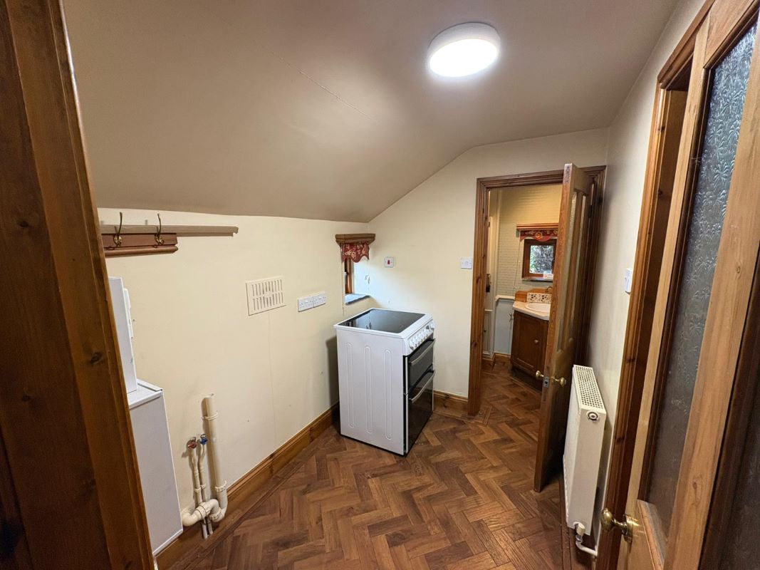 Holly Hock Cottage, Raw Green, Cawthorne, Barnsley, South Yorkshire, S75 4AW