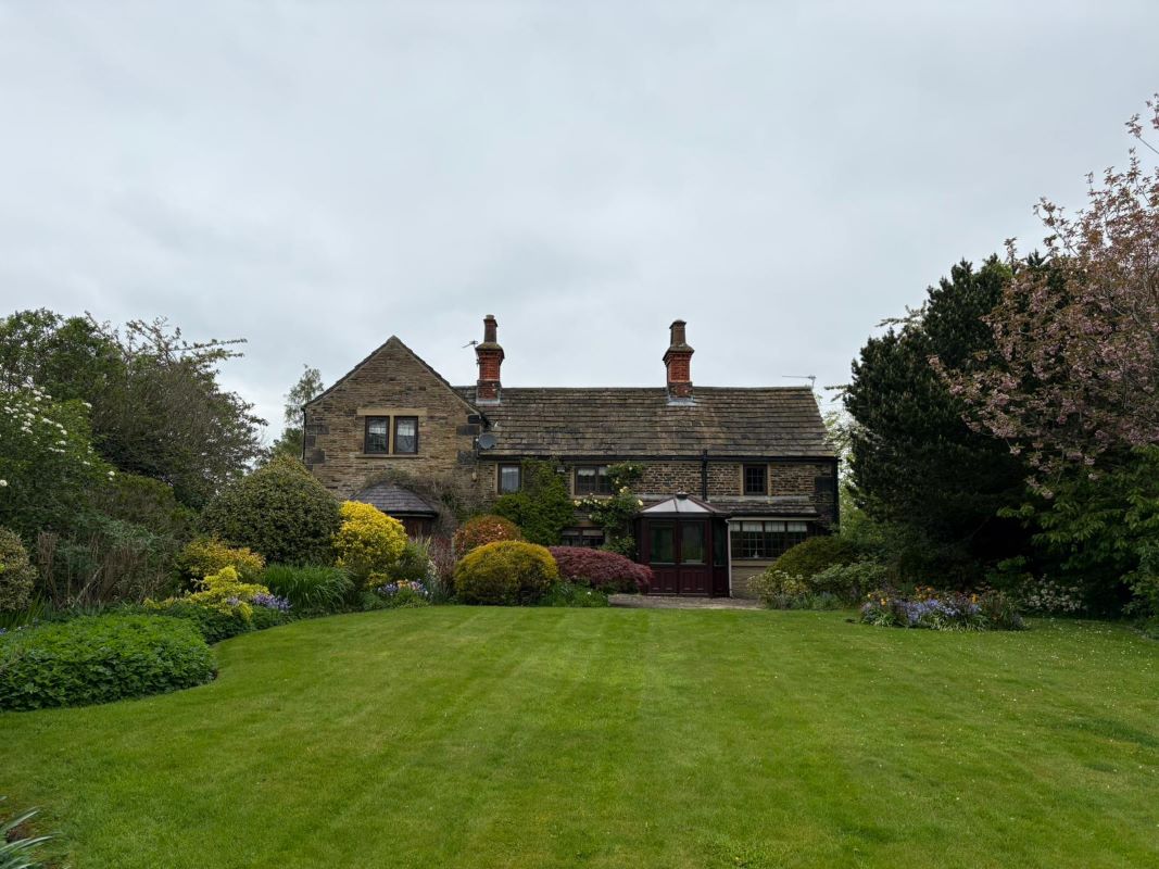 Holly Hock Cottage, Raw Green, Cawthorne, Barnsley, South Yorkshire, S75 4AW
