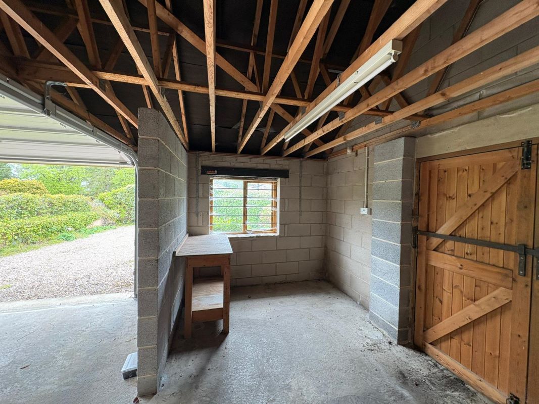 Holly Hock Cottage, Raw Green, Cawthorne, Barnsley, South Yorkshire, S75 4AW