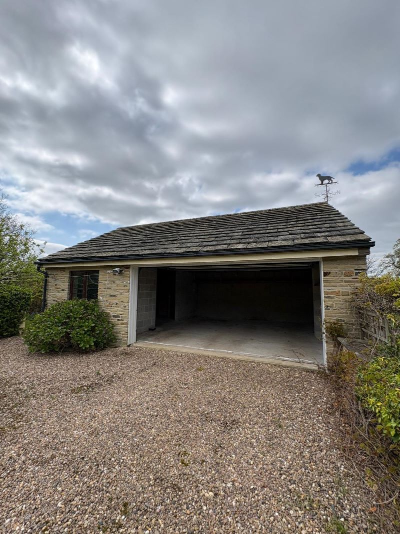 Holly Hock Cottage, Raw Green, Cawthorne, Barnsley, South Yorkshire, S75 4AW