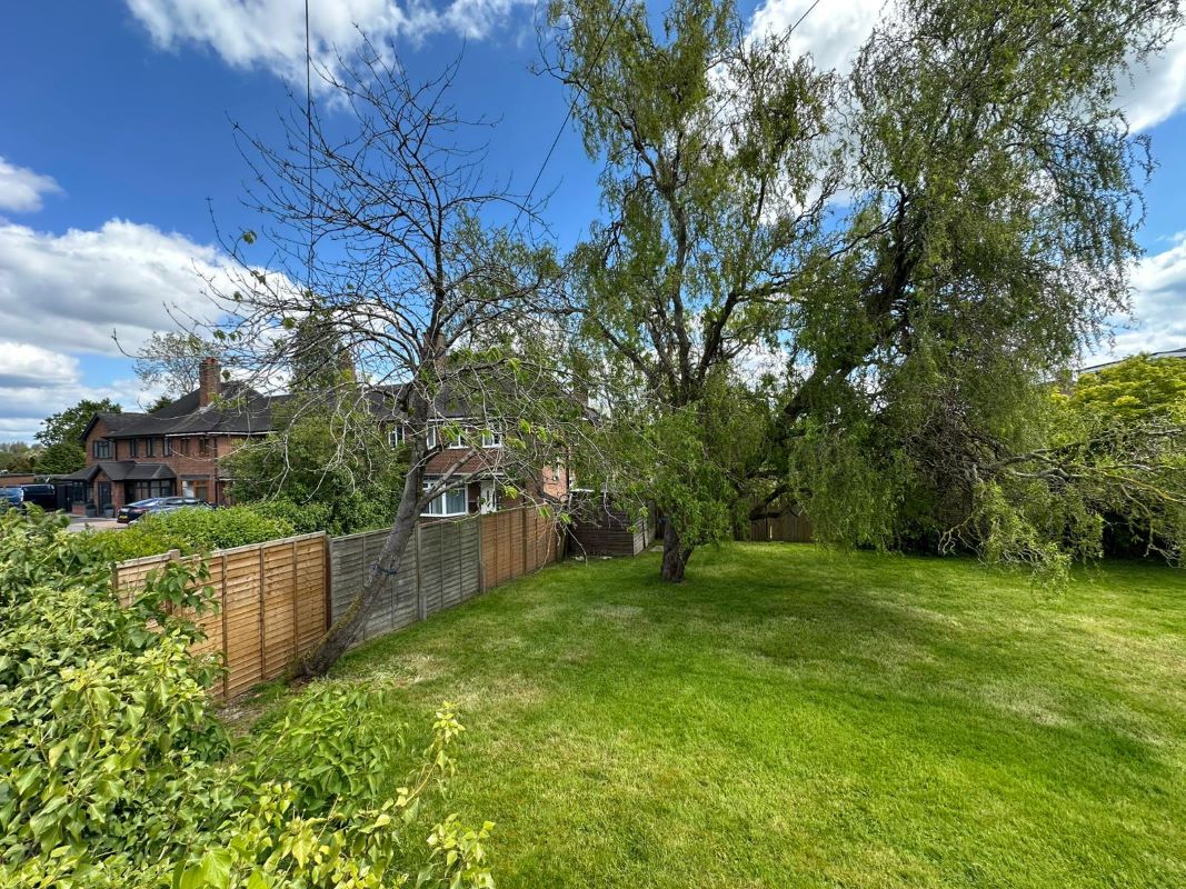 Land off Farm Close, Solihull, West Midlands, B92 9ES