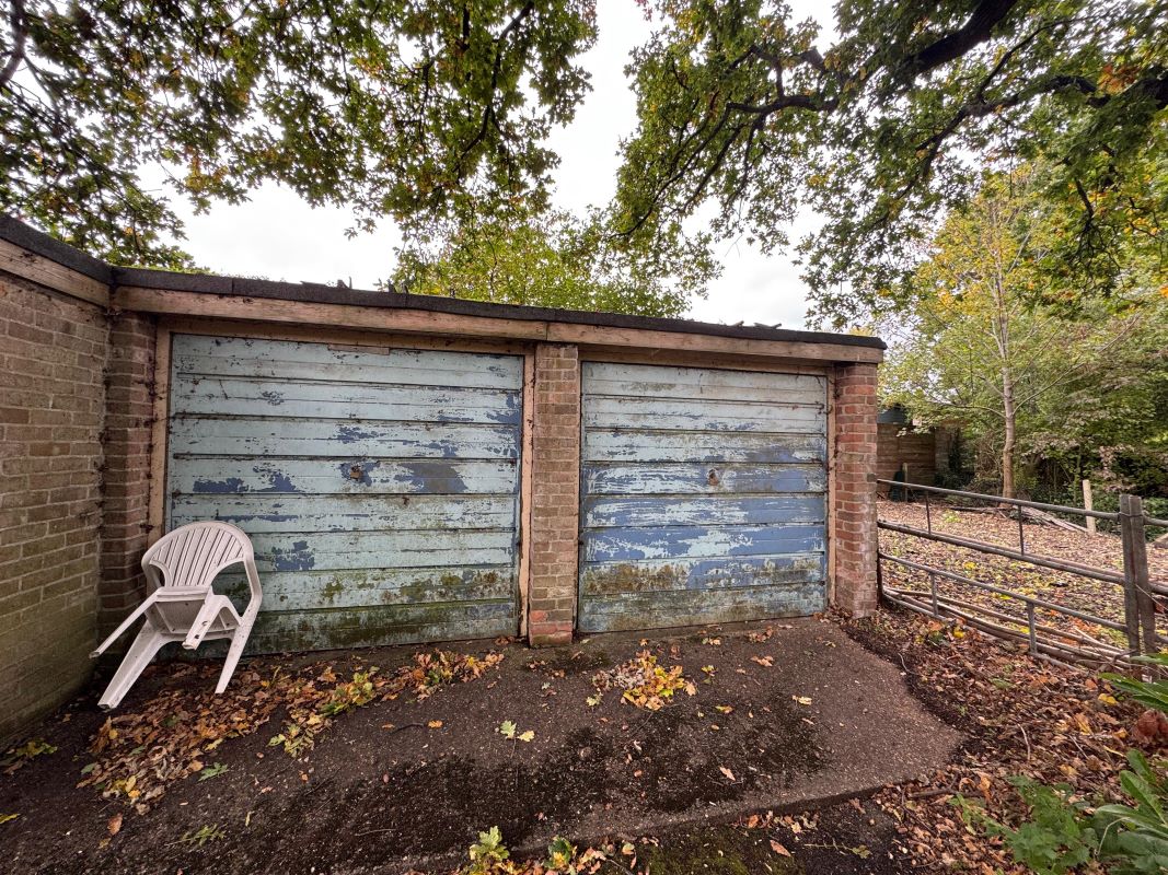6 Lock-up Garages Julian Court, 147 Woodmill Lane, Southampton, Hampshire, SO18 2PG