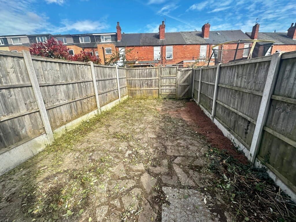 514 Vernon Road, Nottingham, NG6 0BA