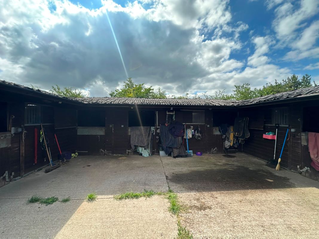 5 Acres of Land off Newark Road, Hawton, NG24 3RN