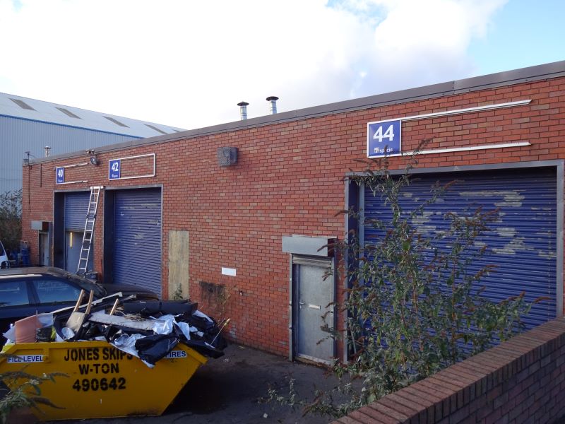 Units 42/44, Charles Street, Phoenix Industrial Estate, West Bromwich, West Midlands, B70 0AY