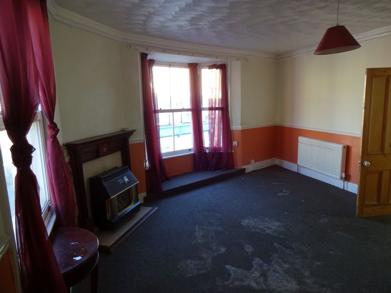80 Trafalgar Square, Scarborough, North Yorkshire, YO12 7PY